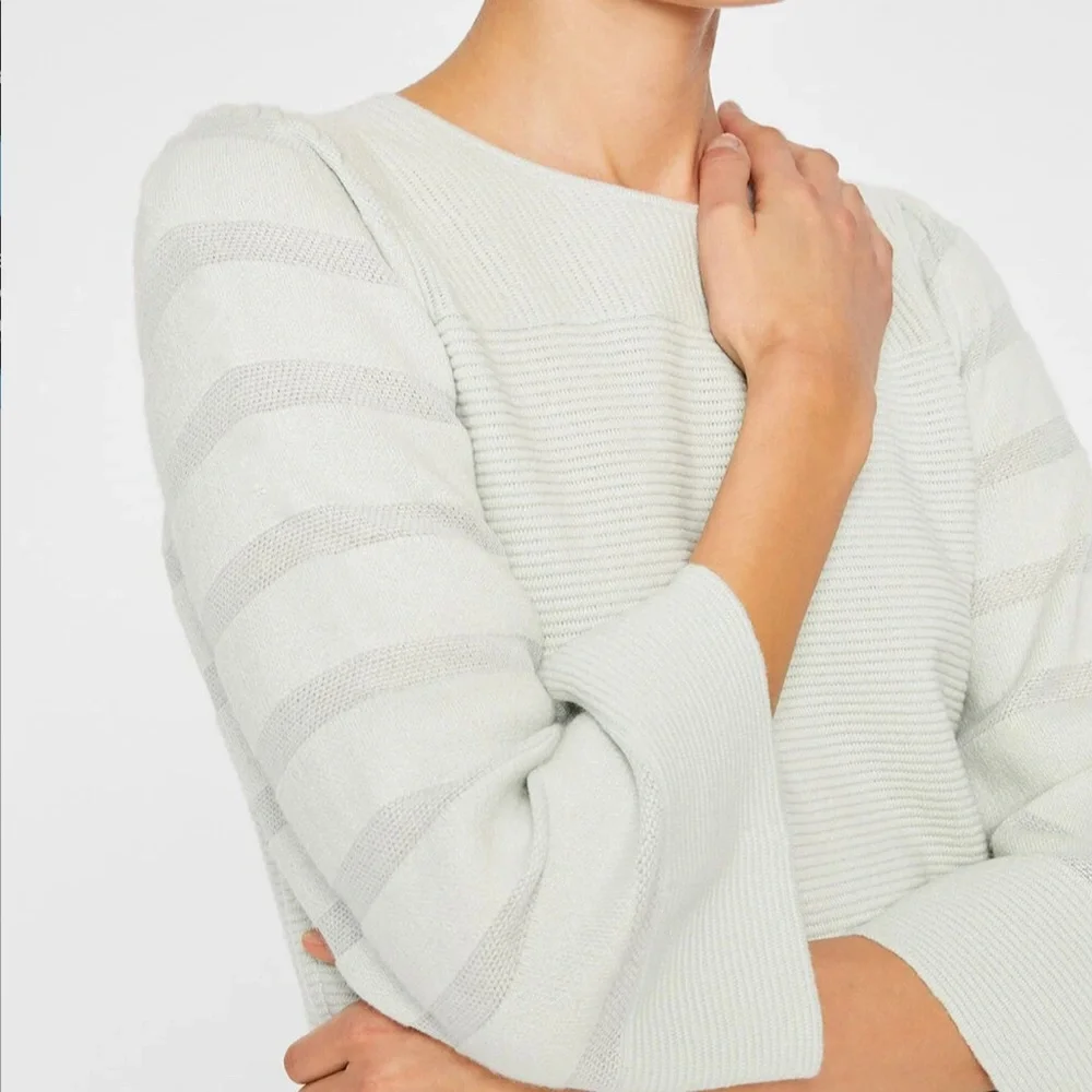 Jacquard Stripe Crew Sweater - New With Tags - NEVER WORN - Smoke - Picture 3 of 4